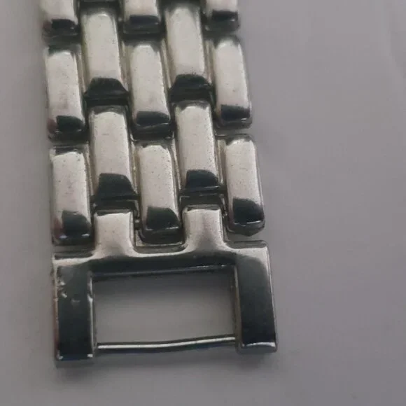 Geneva Watch Women 28mm Quartz Gold Silver Tones White Dial Round Analog Clasp - Picture 12 of 12